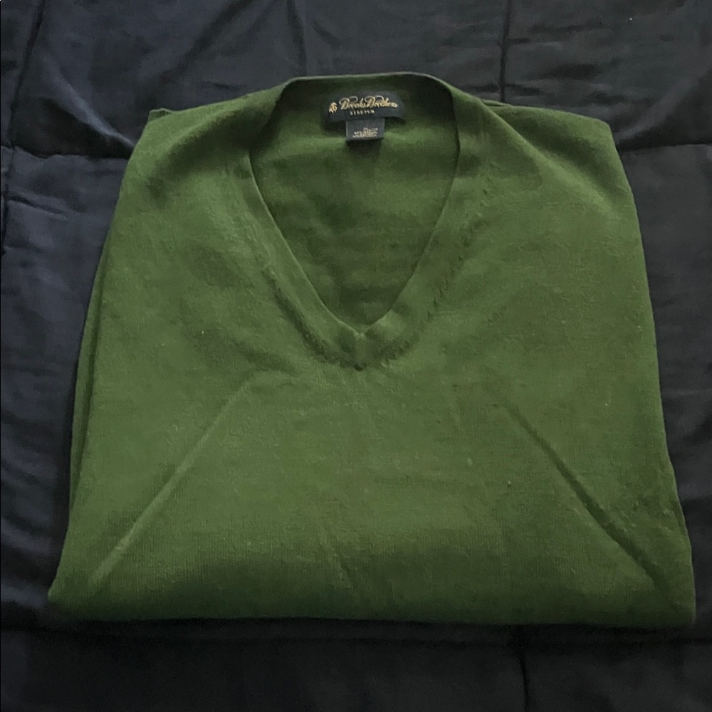 Brooks Brothers Classic Green V-Neck Sweater